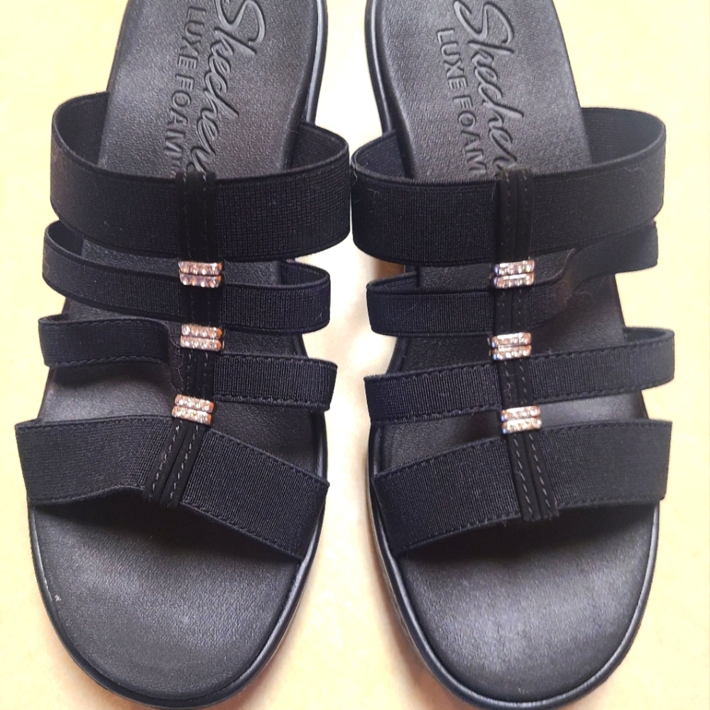 Skechers strappy sandals - size 9